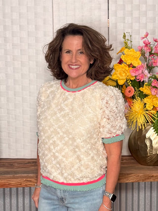 Voy Sweet Texture Puff Sleeve Top