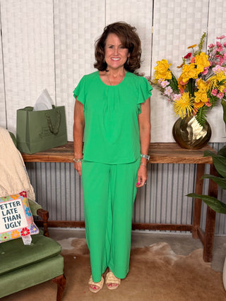 LILI Sidonio Emerald Flutter Sleeve Top