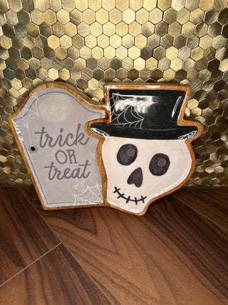 Mango Tray with Trick or Treat Tombstone