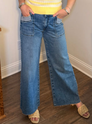 Kut Maya HR Front Pockets Wide Leg Raw Hem