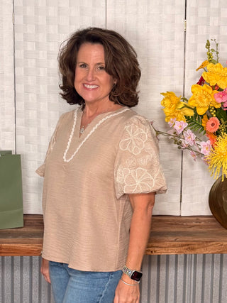 She & Sky Embroidered Puff Sleeve Top