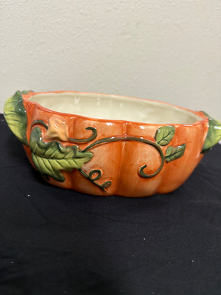 Harvest Fields 3-D Pumpkin Shallow Serving bowl