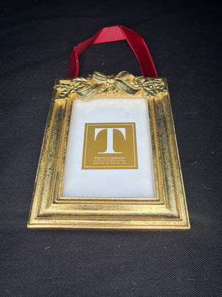 Ornament Style Picture Frame