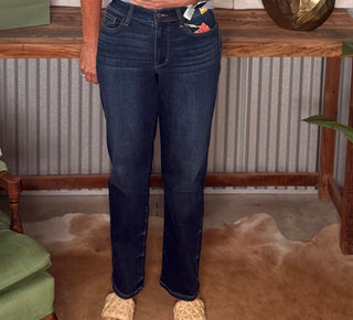 Judy Blue Mid Rise Short Inseam Straight