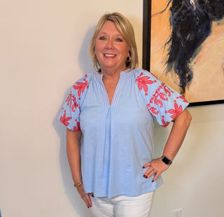 Umgee Coastal  Bloom Embroidered Top