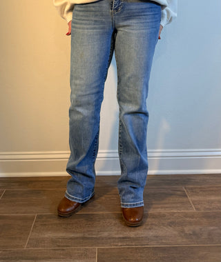 Risen High Rise Straight Jeans