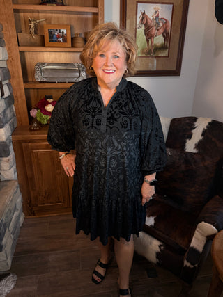 Umgee Black Lined Raglan Puff Sleeves Velvet Dress