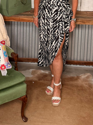 Contrast Tie Waist Midi Skirt