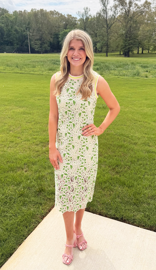 Voy Fresh Bloom Crochet Lace Midi Dress