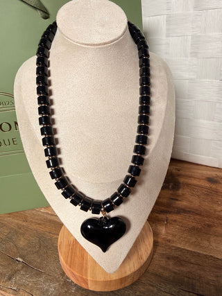 WW Single Heart Black Necklace