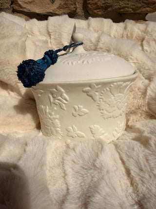 SedaFrance Bergamot Lavender Bleu et Blanc Two-Wick Ceramic Candle