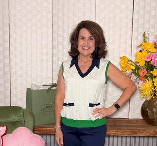 Preppy Chic Sleeveless Cable Knit Sweater Vest