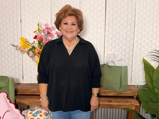 Umgee Black Textured Blouse