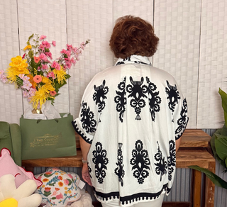 Umgee Black & White Statement Print Button-Down Top